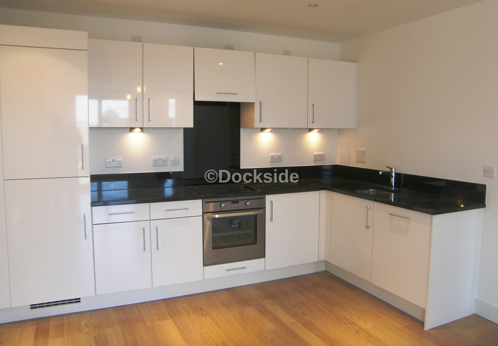 Dock Head Road, The Quays, Chatham Maritime, Kent, ME4 — photo 5
