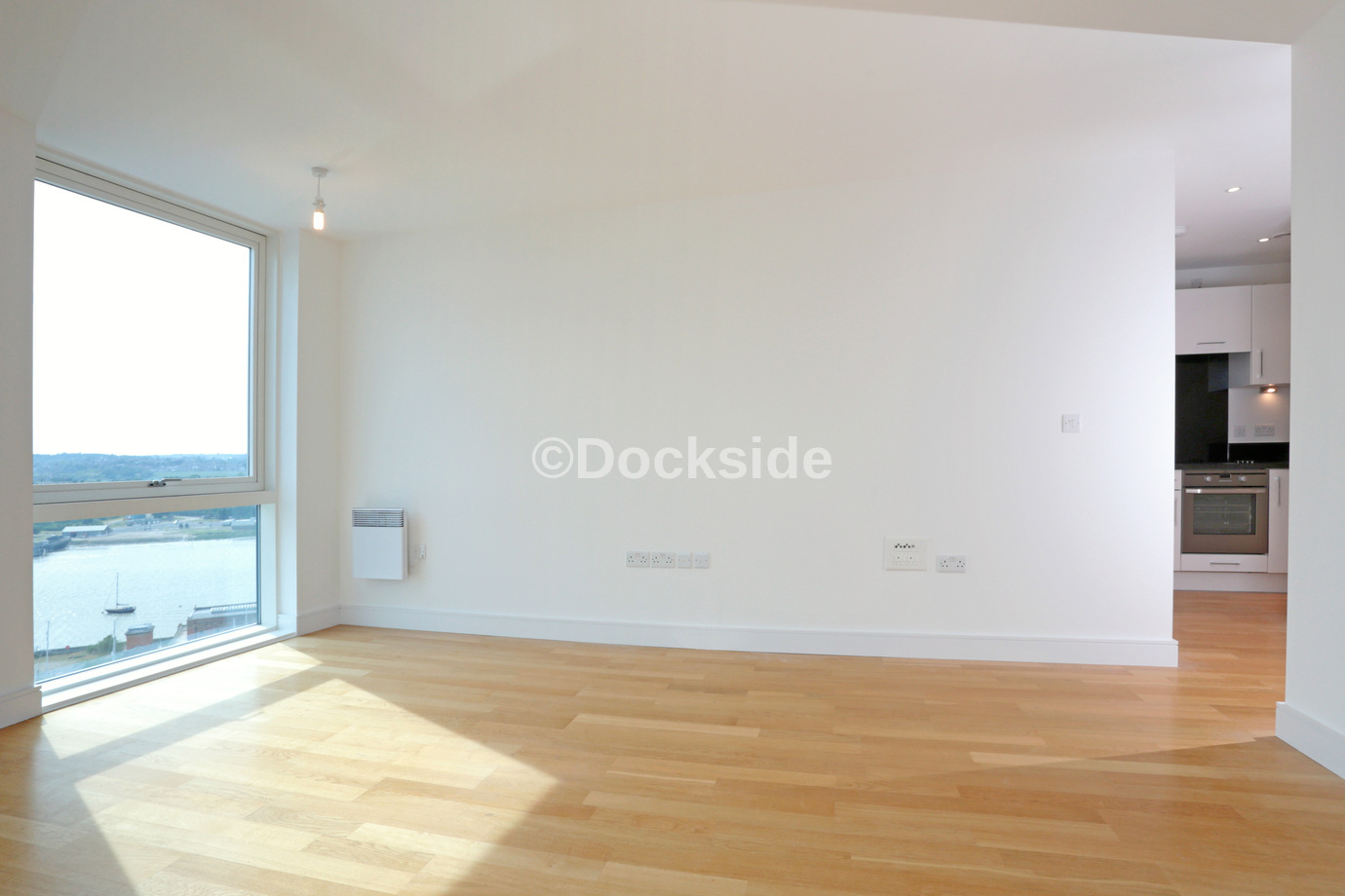 Dock Head Road, Chatham Maritime, Kent, ME4 — photo 2