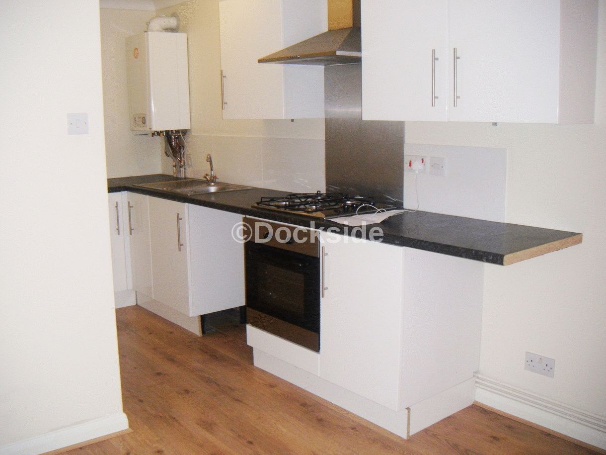 Frindsbury Road, Rochester, Kent, ME2 — photo 3