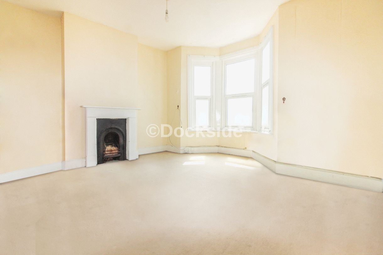 Luton Road, Chatham, Kent, ME4 — photo 2