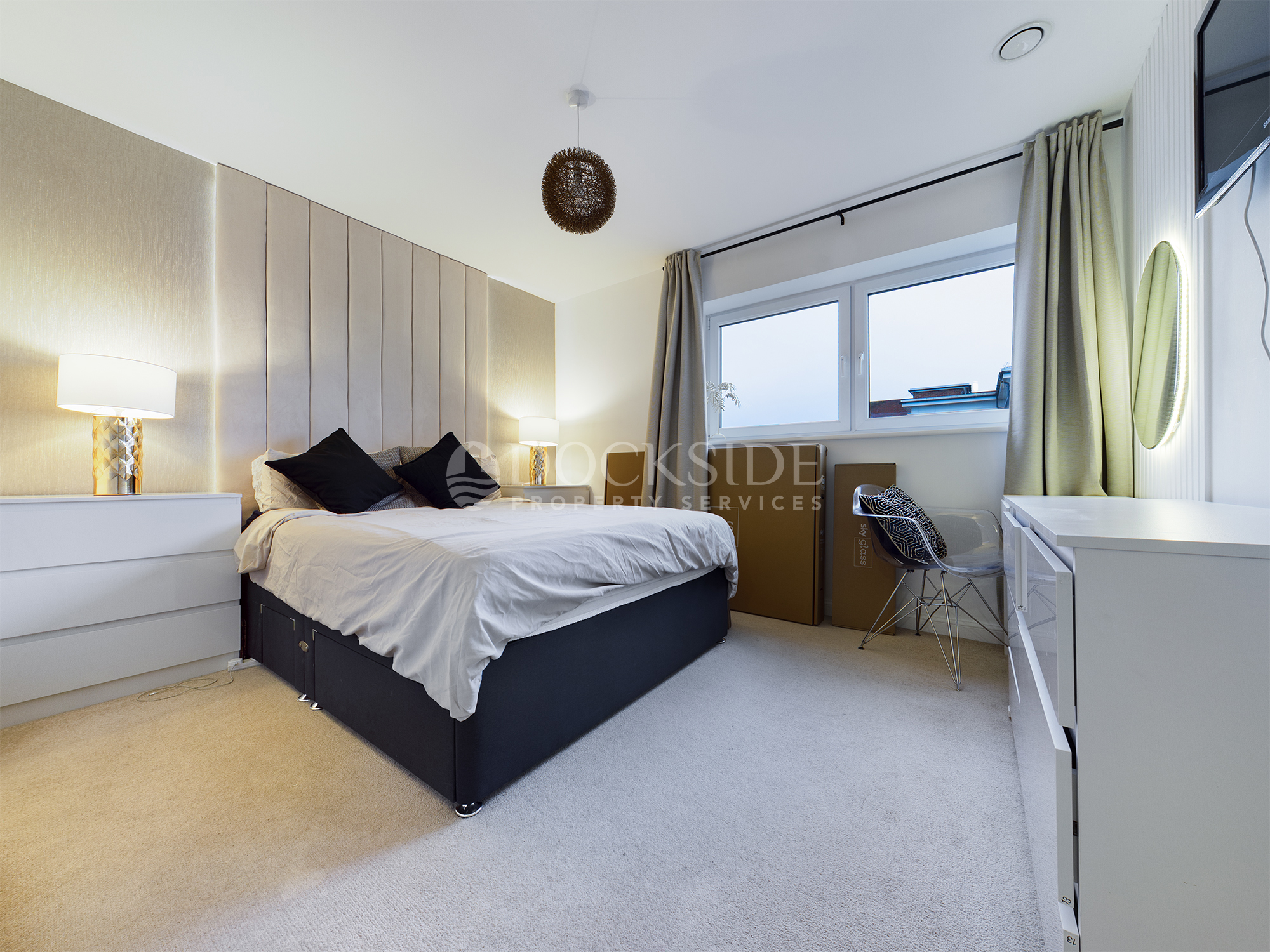 Station Road, Strood, Rochester, Kent, ME2 — photo 1