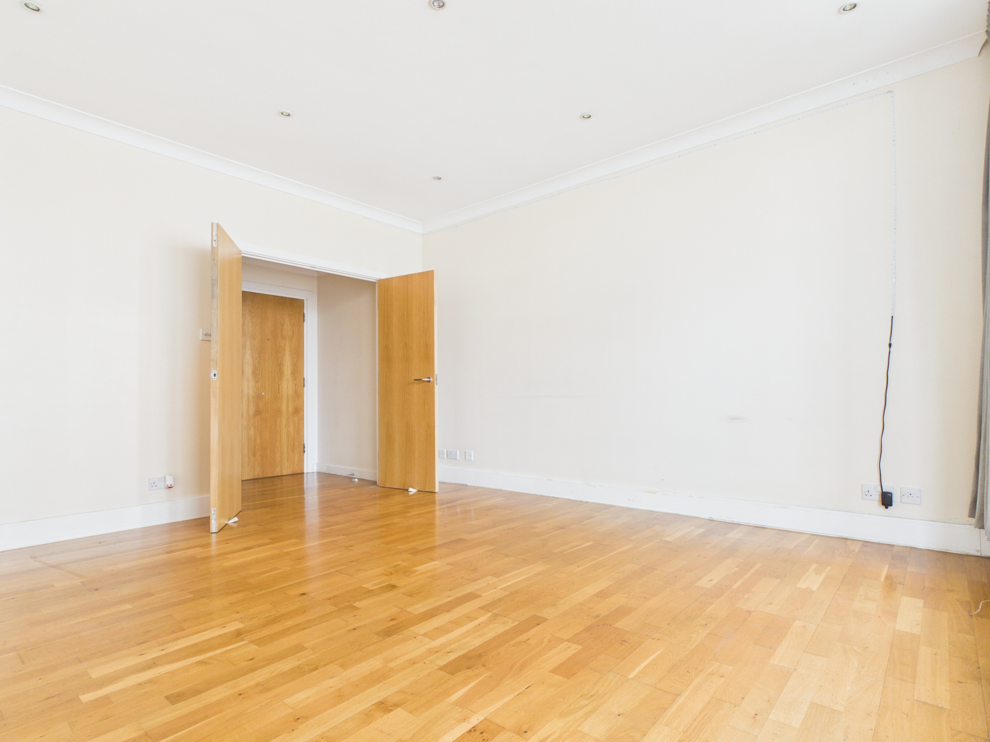 290 Boardwalk Place, London, Greater London, E14 — photo 3