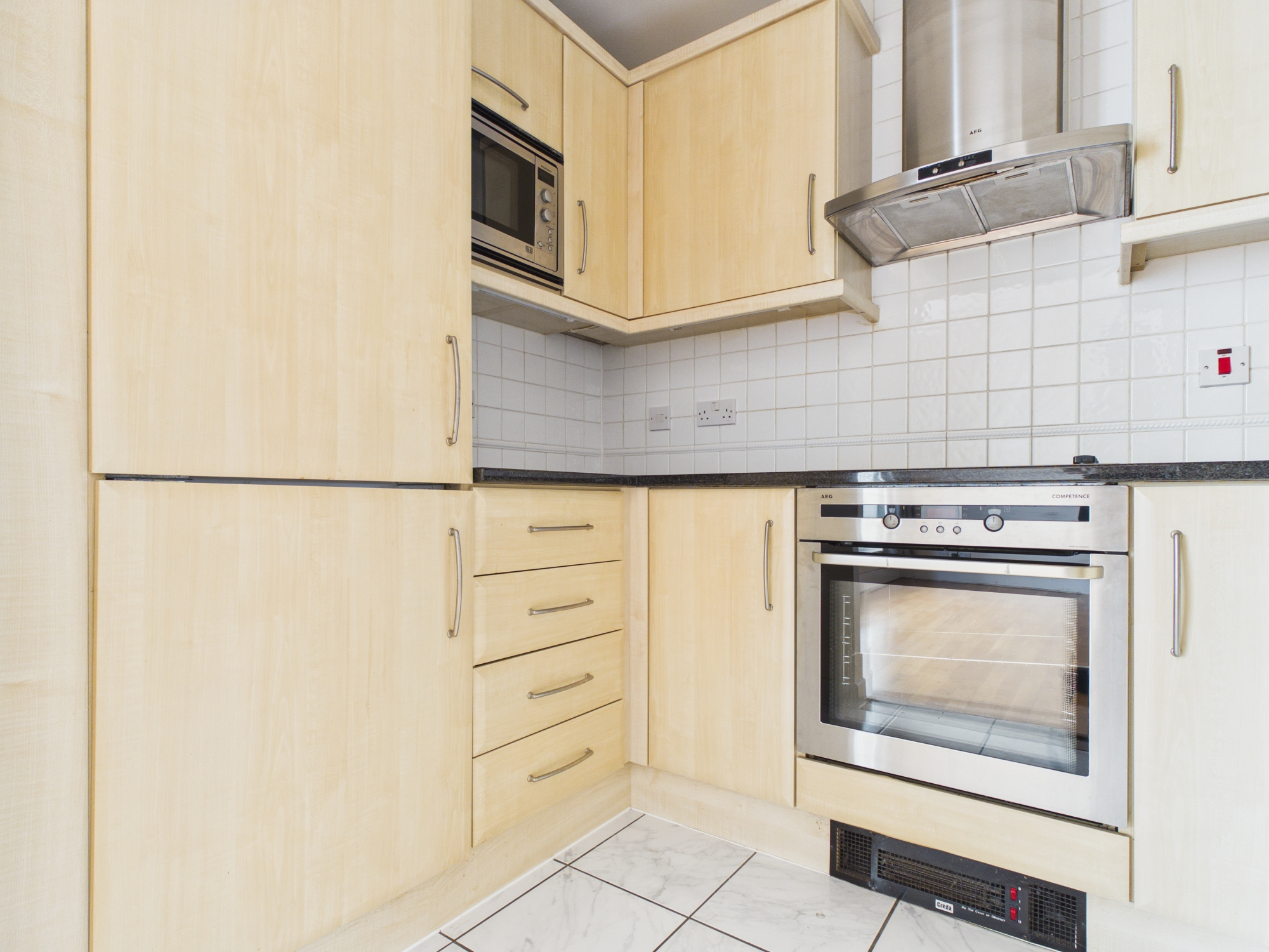 290 Boardwalk Place, London, Greater London, E14 — photo 5
