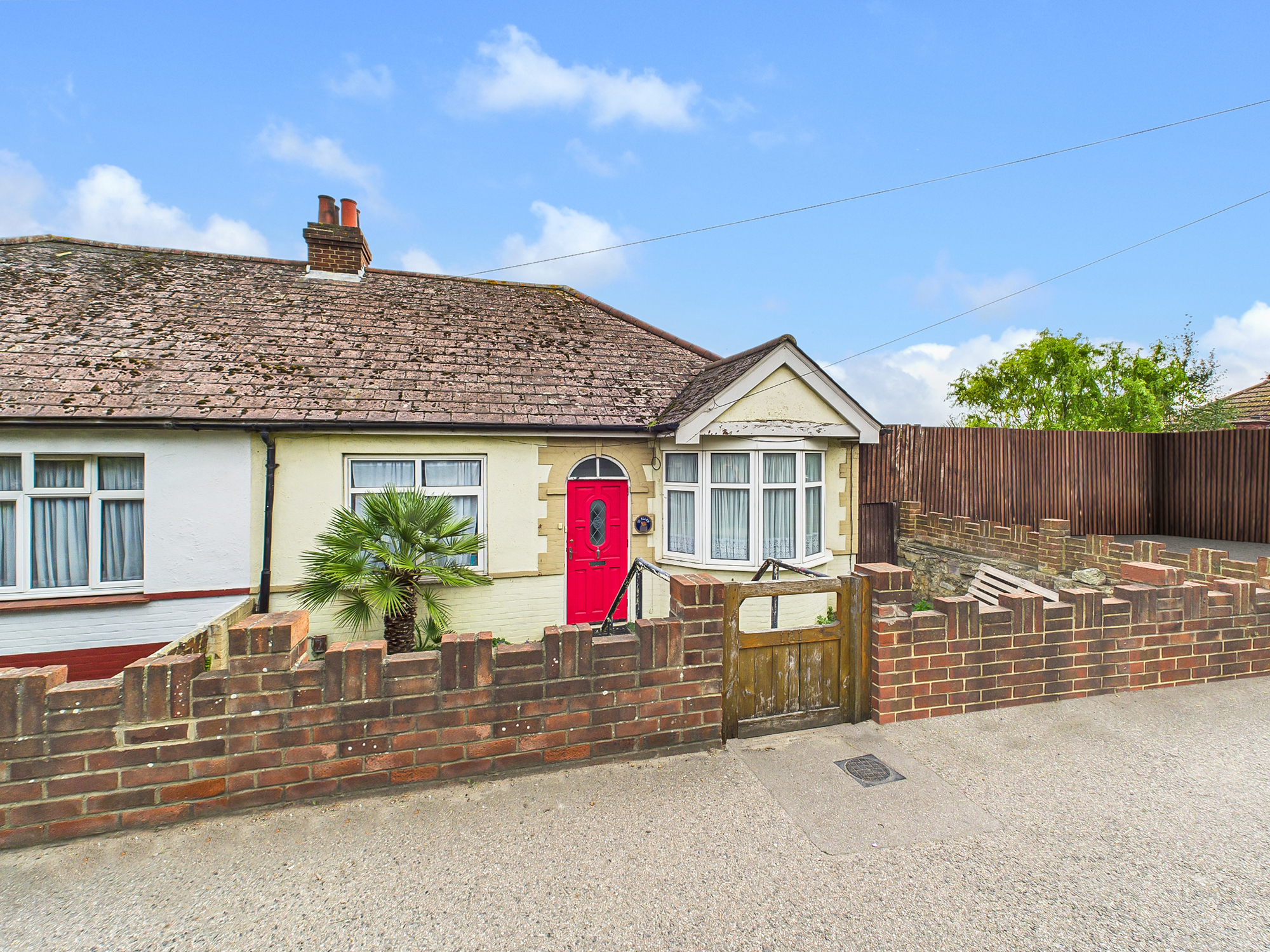 Cuxton Road, Rochester, Kent, ME2 — photo 2
