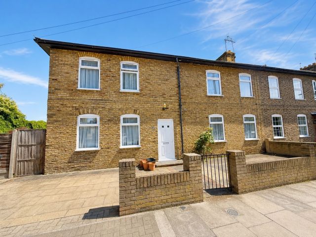 Chapel House Street, Island Gardens, London, E14