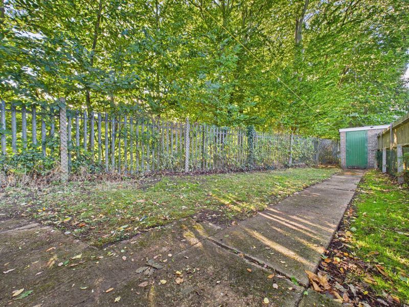 Burnham Walk, Gillingham, Kent, ME8 — photo 5
