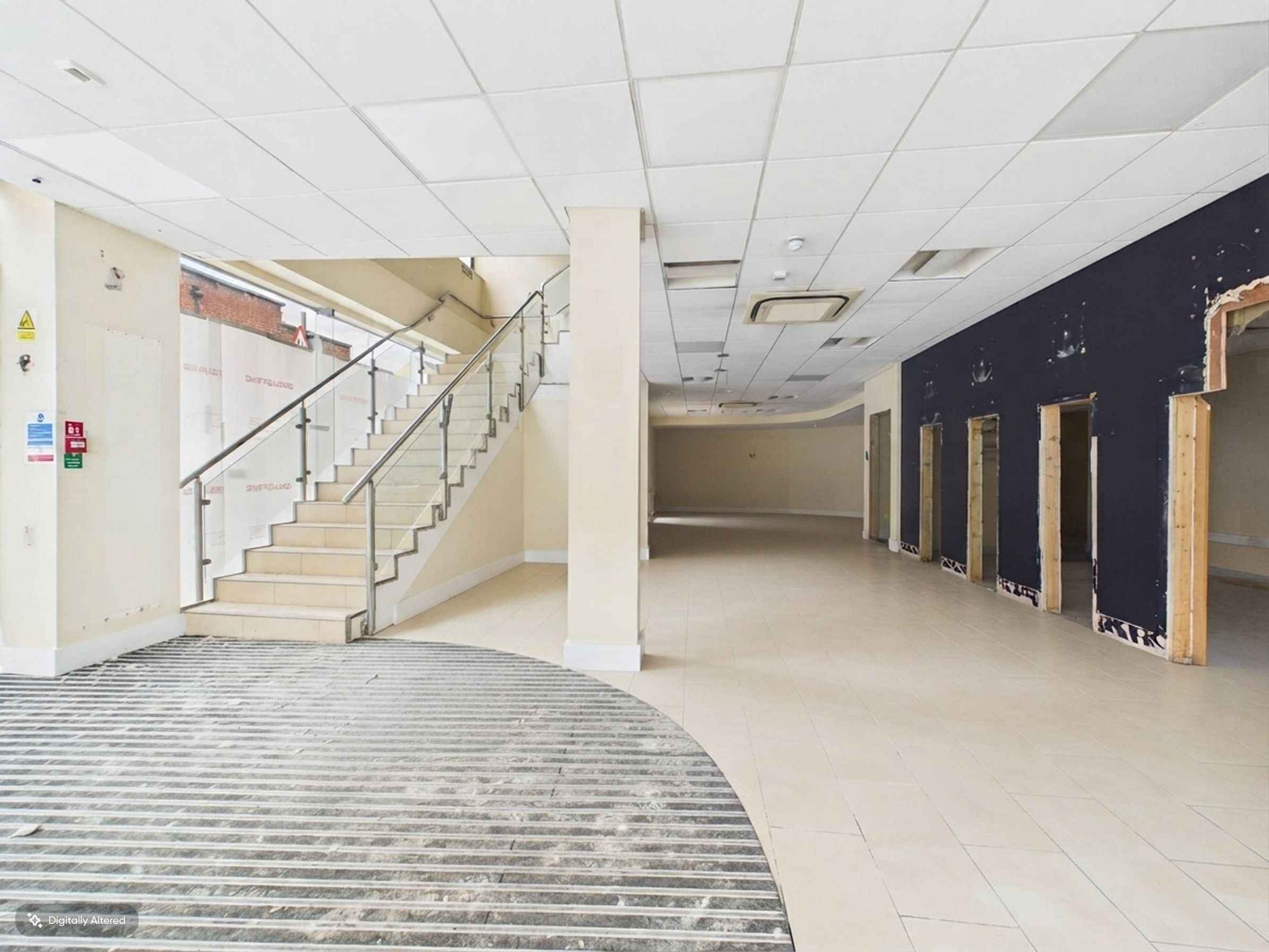Barclays Bank plc, Chatham, Kent, ME4 — photo 4