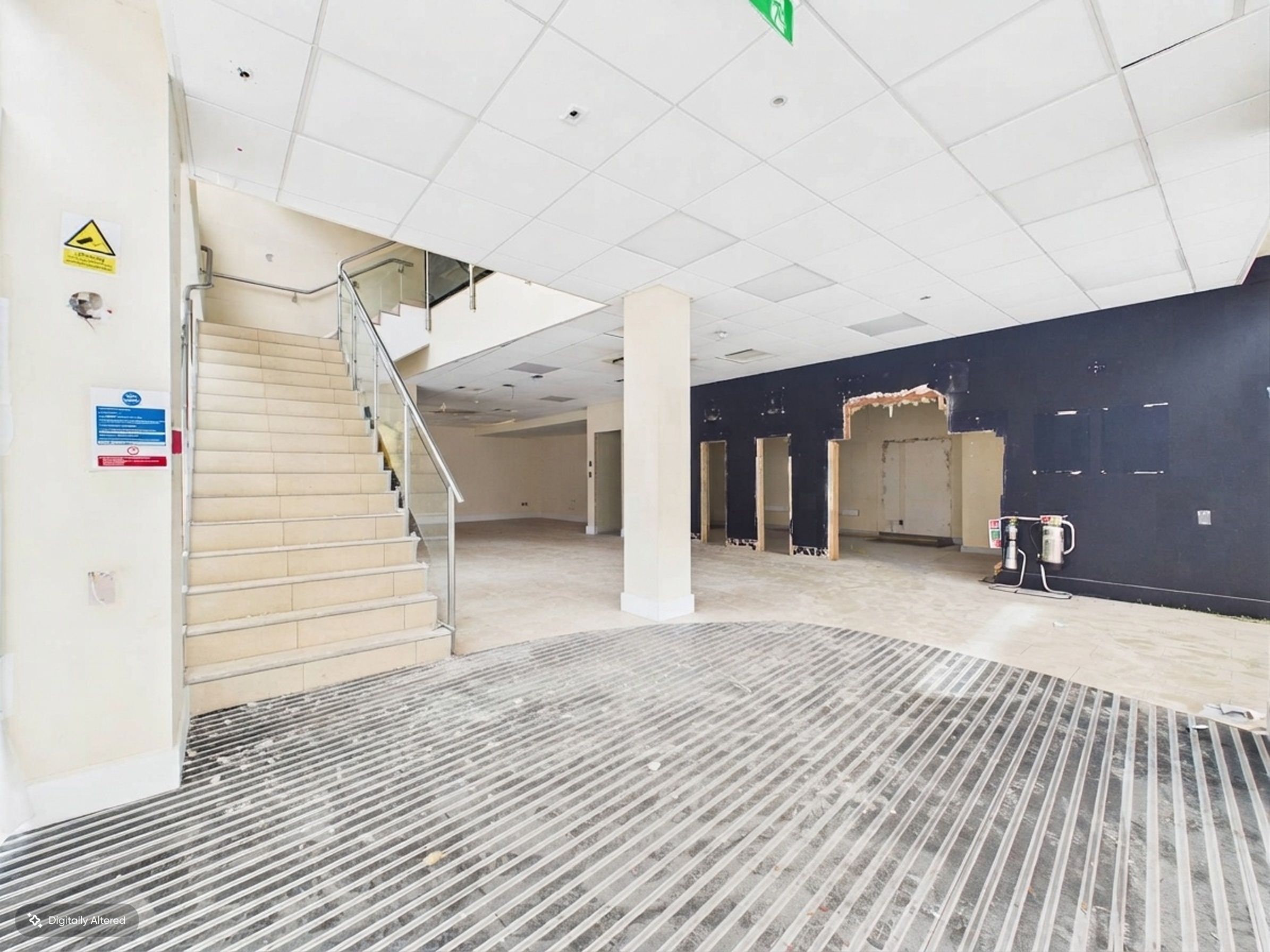 Barclays Bank plc, Chatham, Kent, ME4 — photo 5