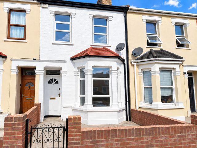 Bradbourne Road, Grays, Essex, RM17